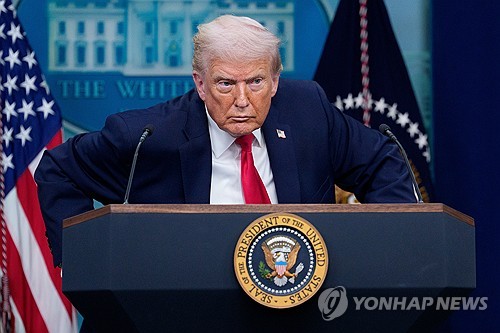 트럼프, 가자평화委가 유엔 대체할 가능성에 "그럴수있다"(종합) 1 PEP20260121110801009 P2