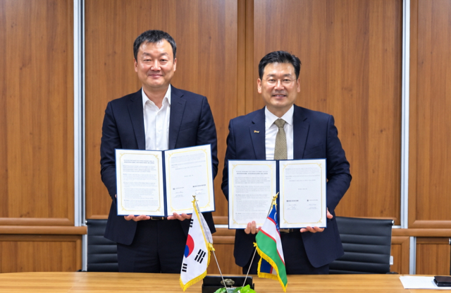 한국건강관리협회, 우즈베키스탄 한국어채택학교 보건·교육 지원 협약 1 한국건강관리협회 타슈켄트한국교육원 우즈베키스탄 보건 교육 협력 업무협약