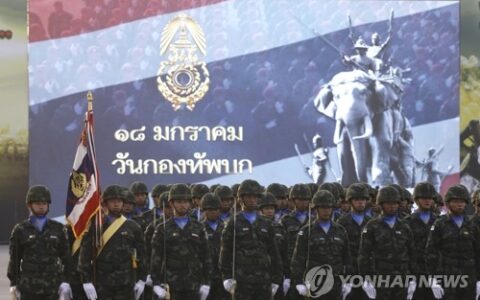 태국, 이스라엘 대드론 장비 ‘아르벨’ 도입…소총에 달아 드론 대응 5 yna thai army soldiers 20260118 yna wm
